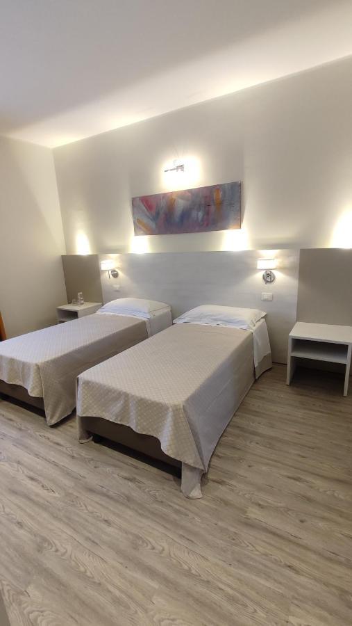 Confidence Hotel San Silvestro San Prospero Exterior photo
