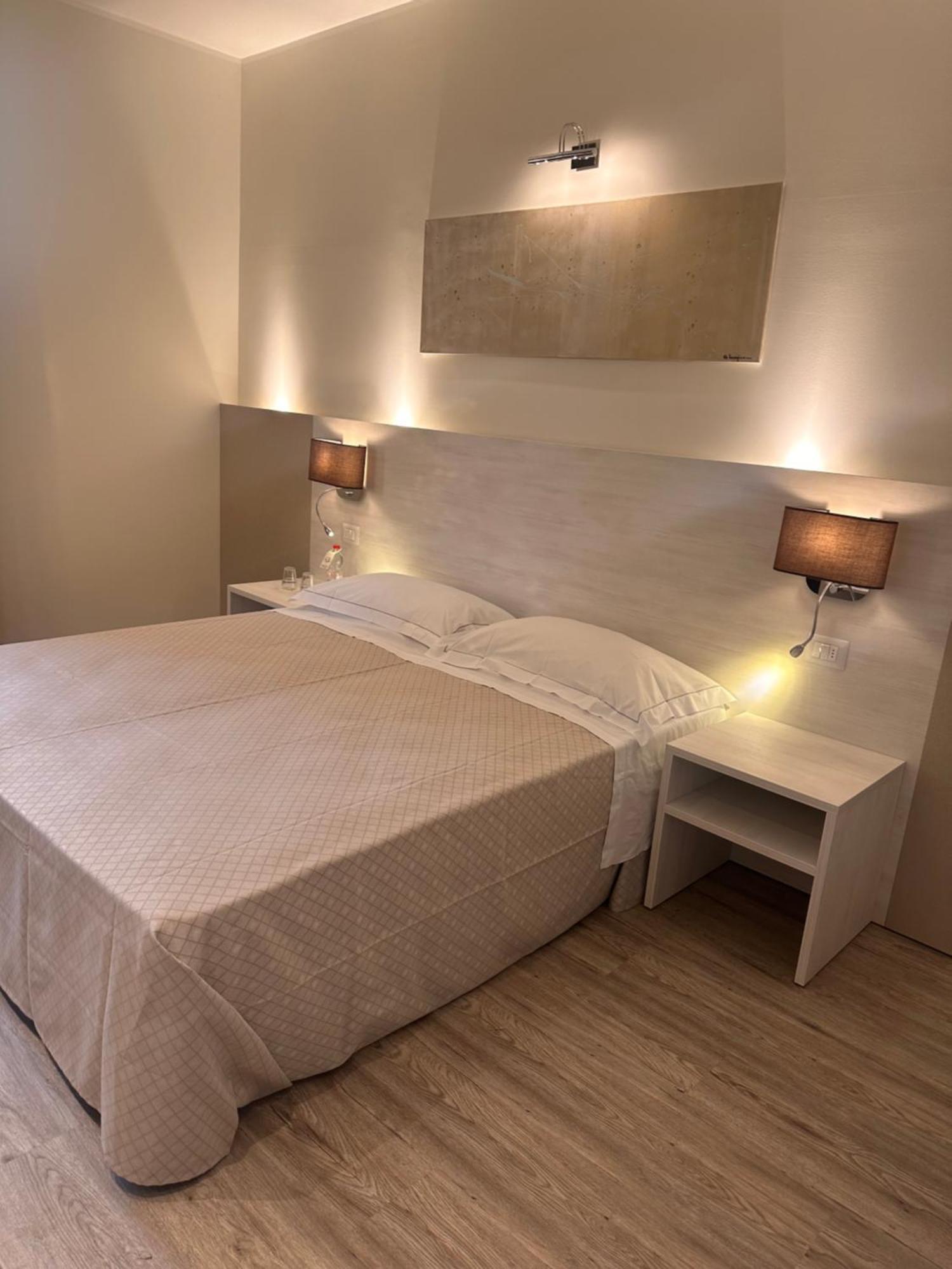 Confidence Hotel San Silvestro San Prospero Exterior photo