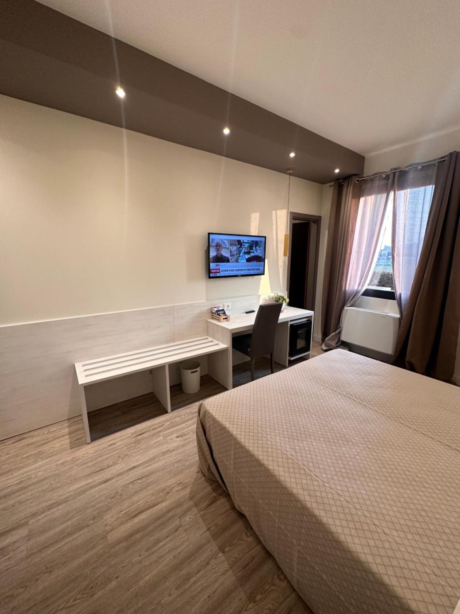Confidence Hotel San Silvestro San Prospero Exterior photo