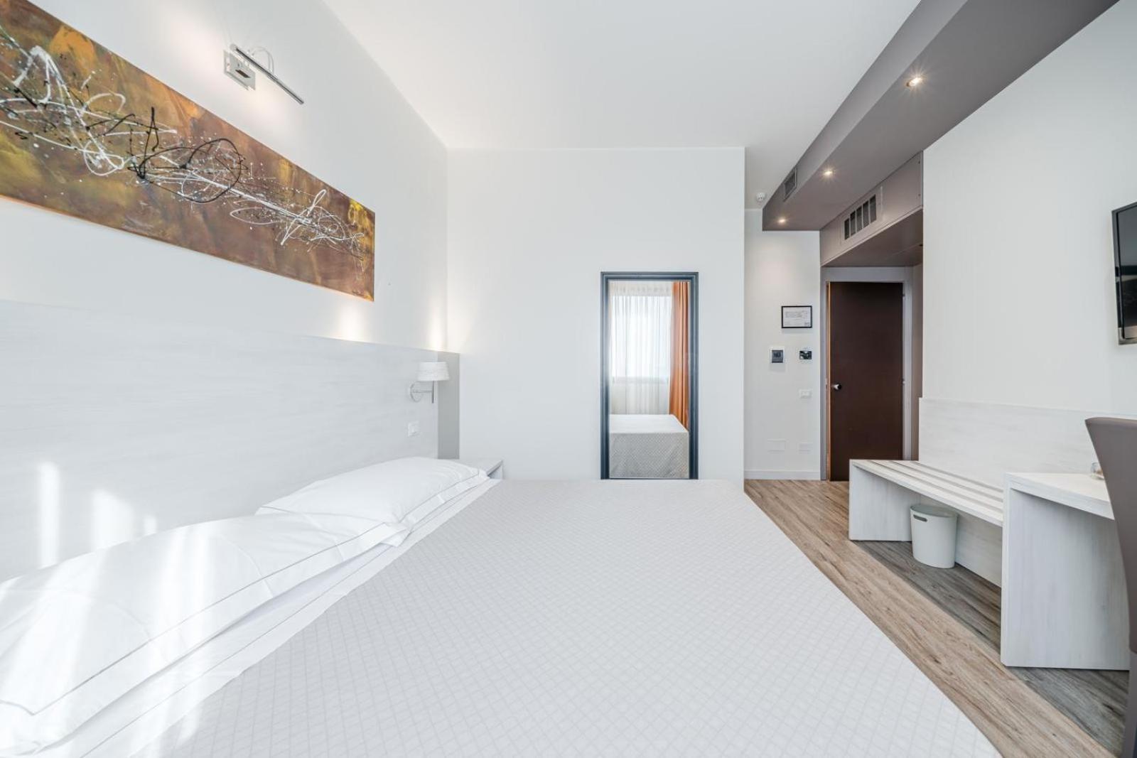 Confidence Hotel San Silvestro San Prospero Exterior photo