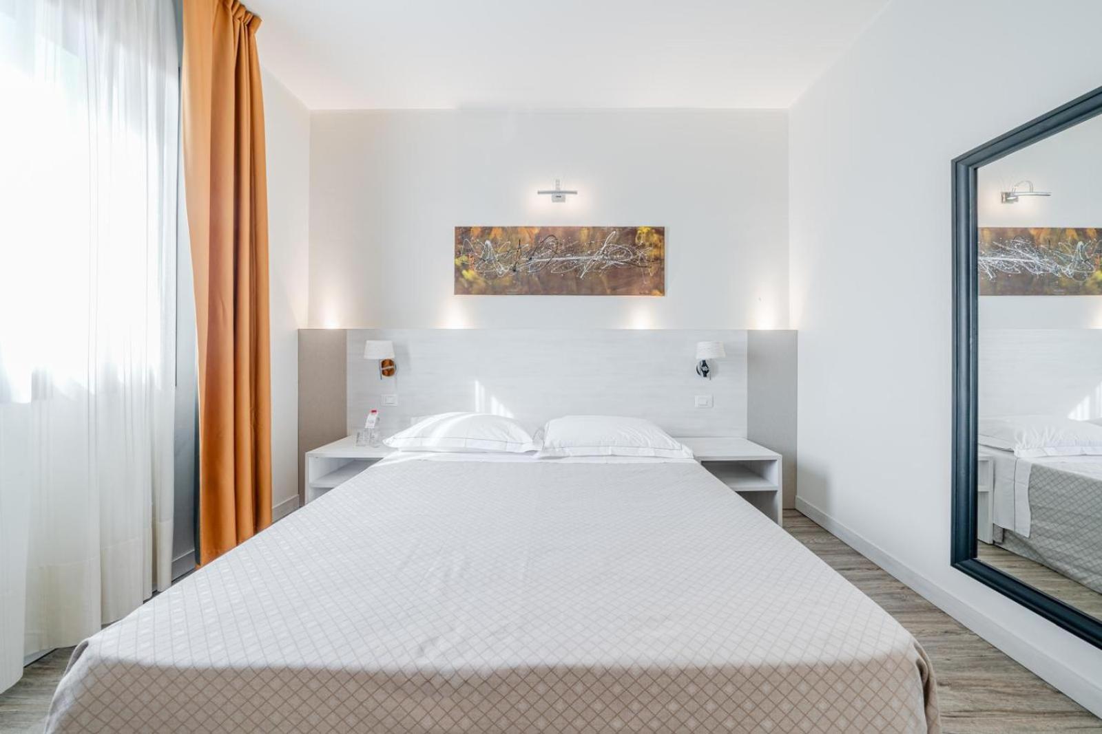 Confidence Hotel San Silvestro San Prospero Exterior photo